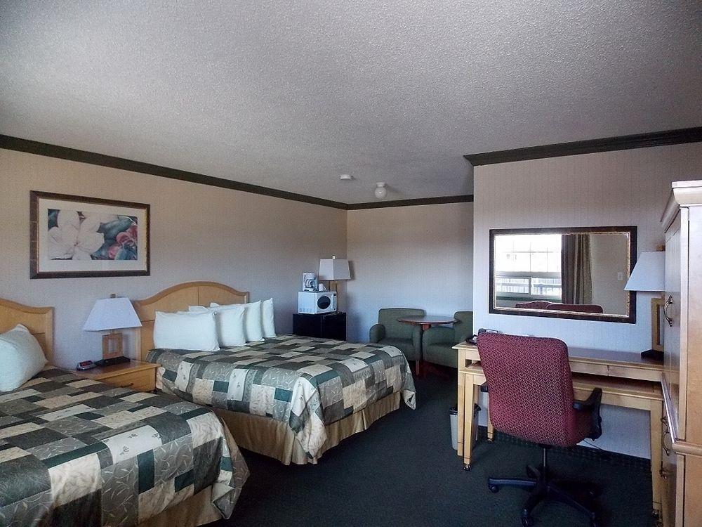 Travelodge By Wyndham Dawson Creek Zewnętrze zdjęcie